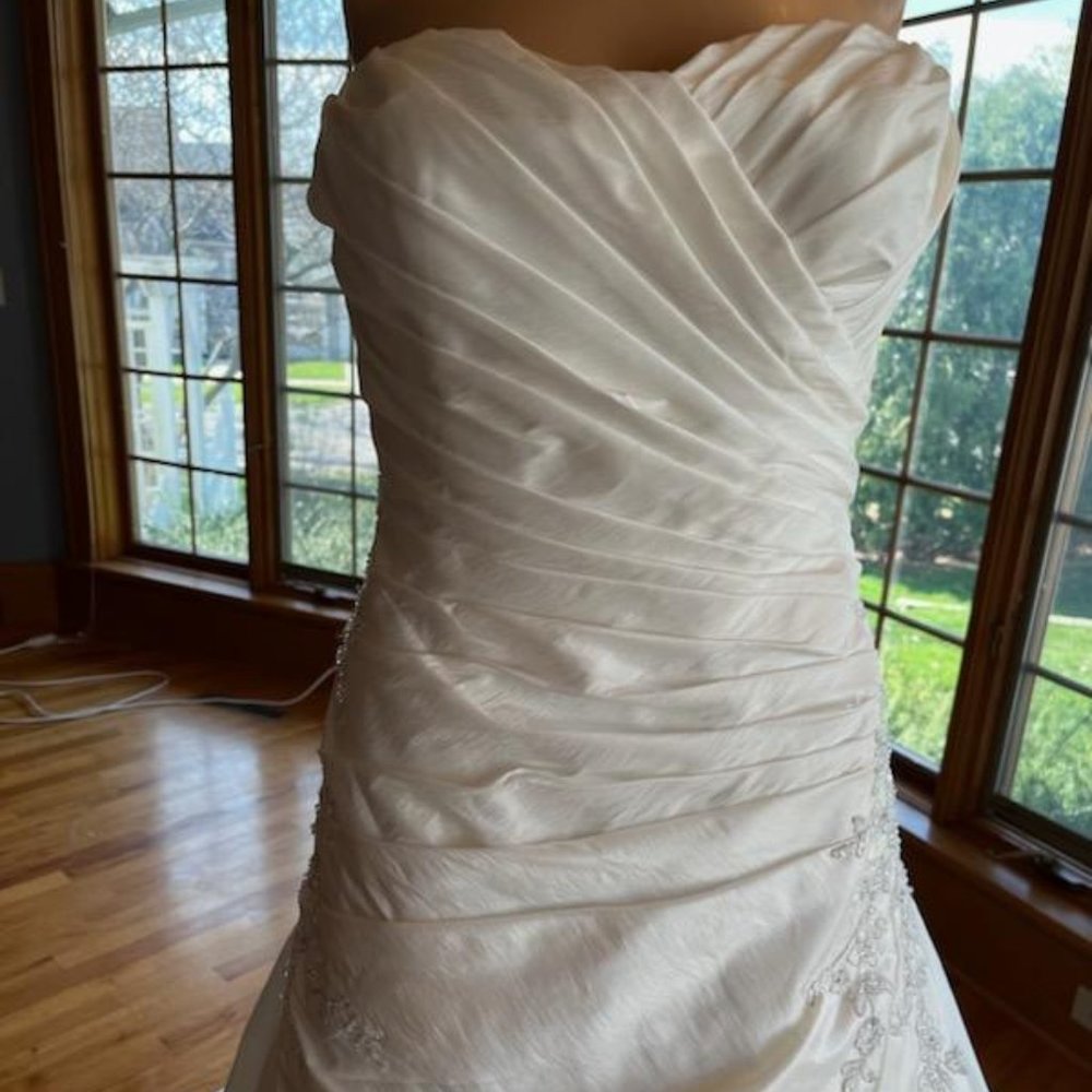 *Moonlight Ivory Taffeta Beads Lace Strapless Wedding Dress  Bridal Gown Size 10